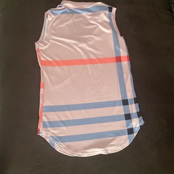 Tank - Picture 2 of 4